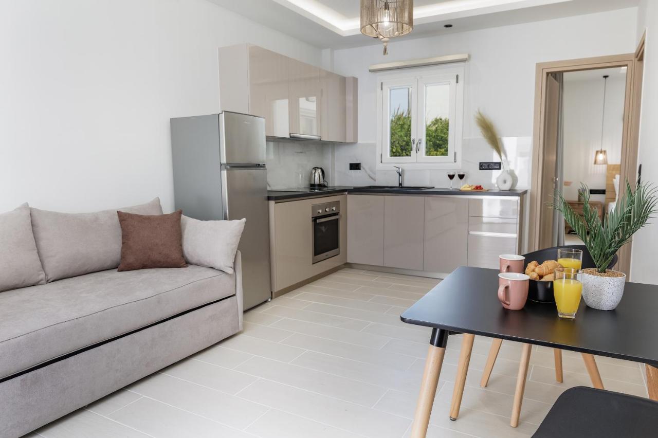 George'S Apartments Naxos City Esterno foto