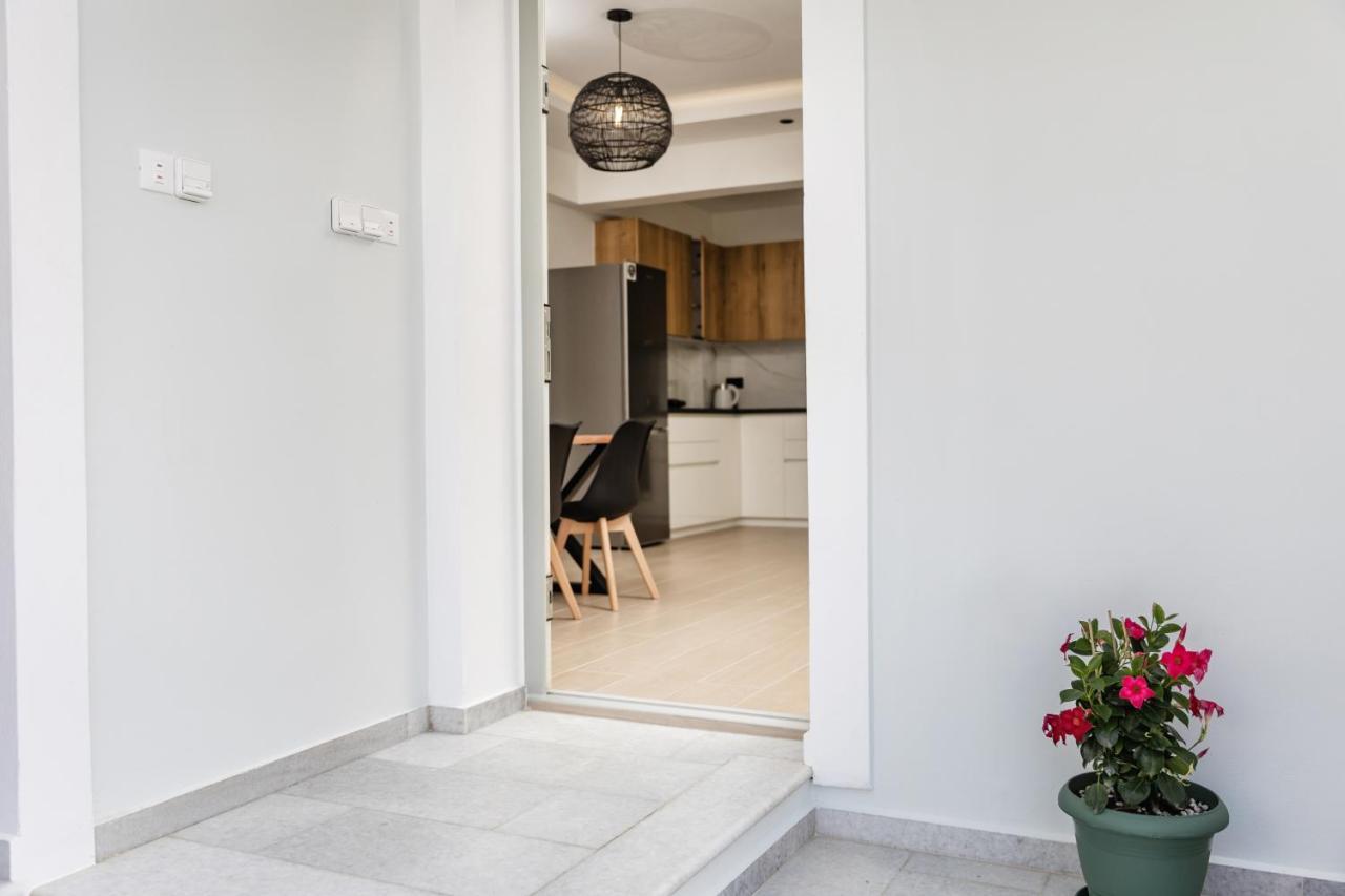 George'S Apartments Naxos City Esterno foto